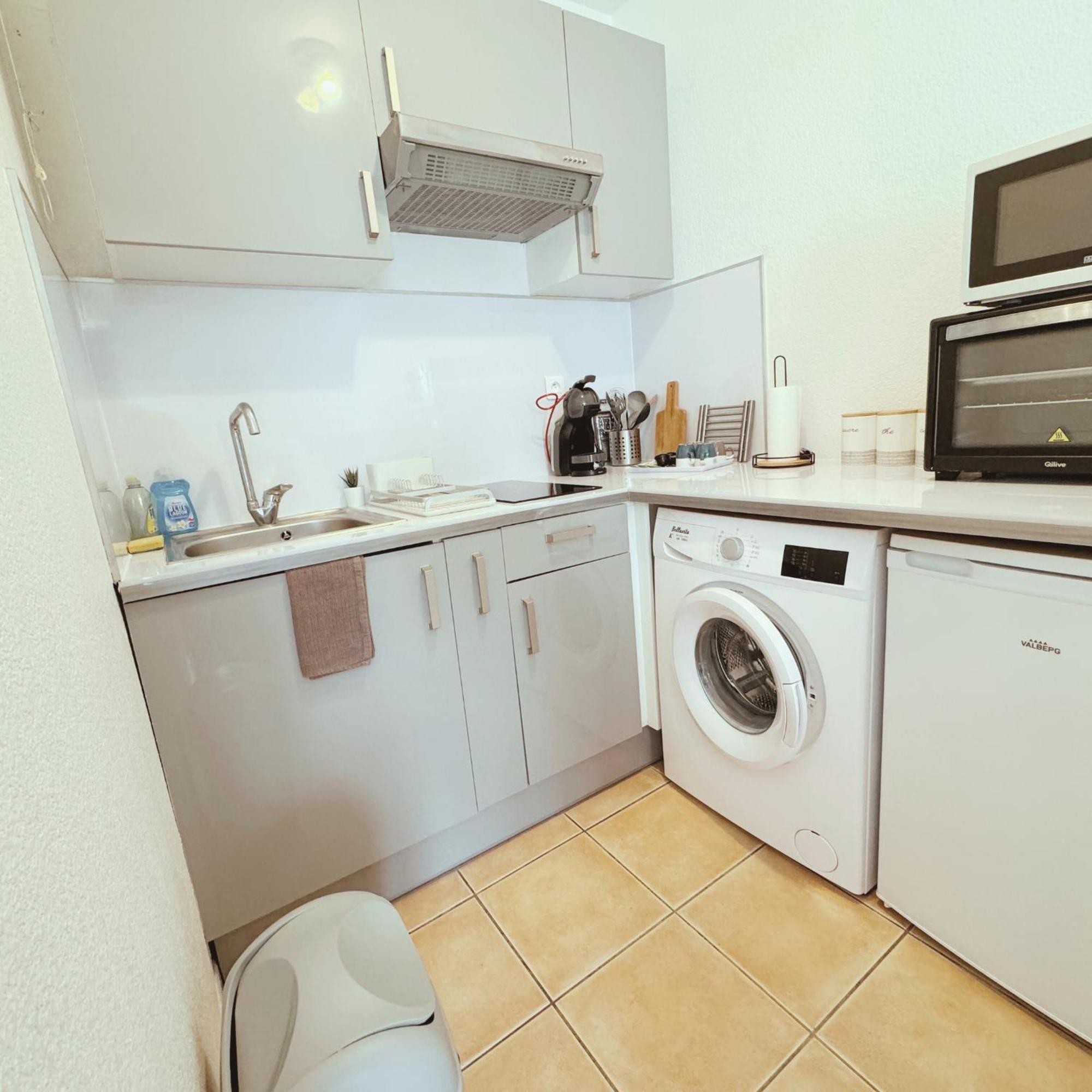 Appartement Résidence Privé avec PARKING WIFI CLIM PISCINE Aviñón Exterior foto