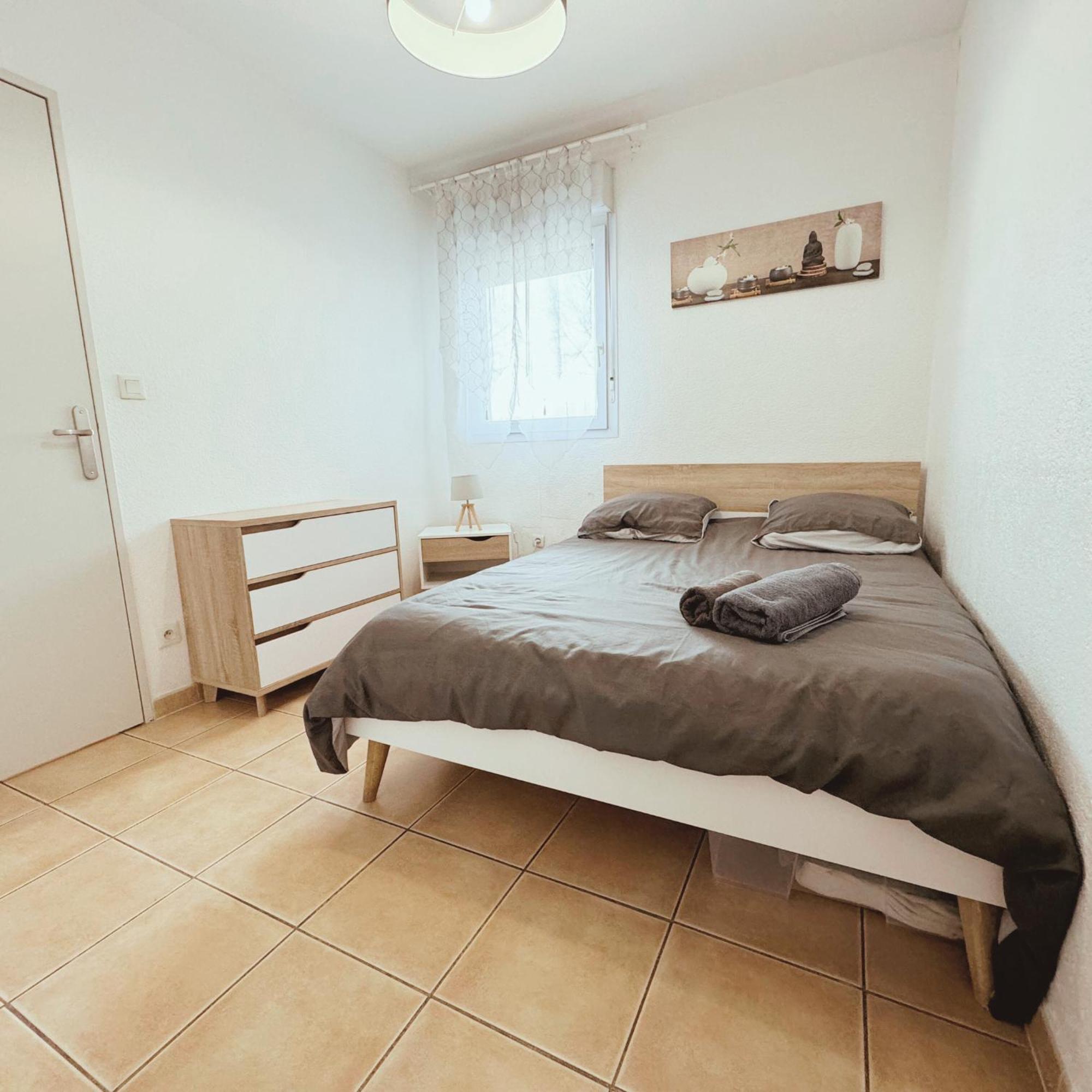 Appartement Résidence Privé avec PARKING WIFI CLIM PISCINE Aviñón Exterior foto