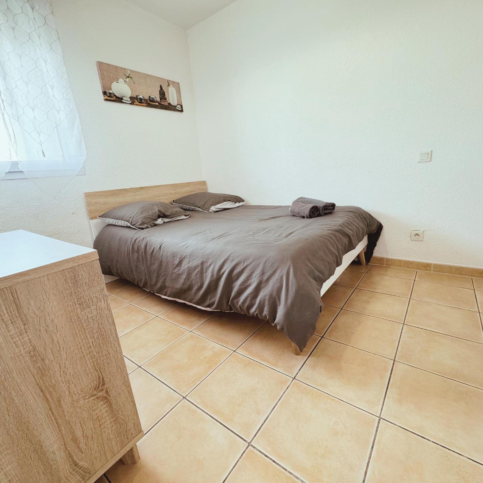 Appartement Résidence Privé avec PARKING WIFI CLIM PISCINE Aviñón Exterior foto